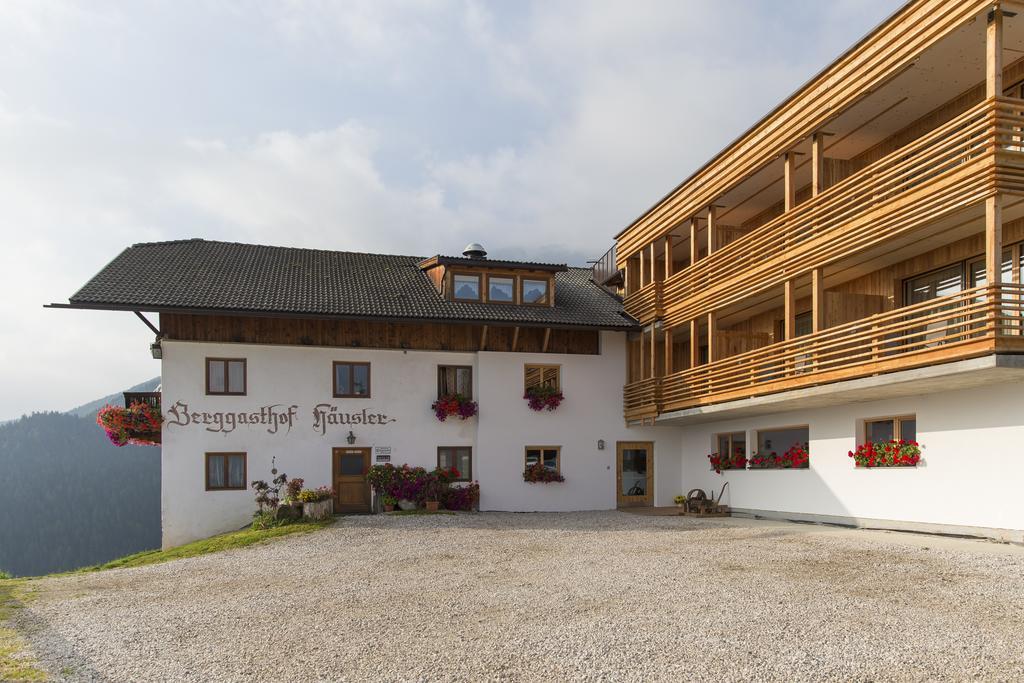 Berggasthof Haeusler San Lorenzo di Sebato Esterno foto